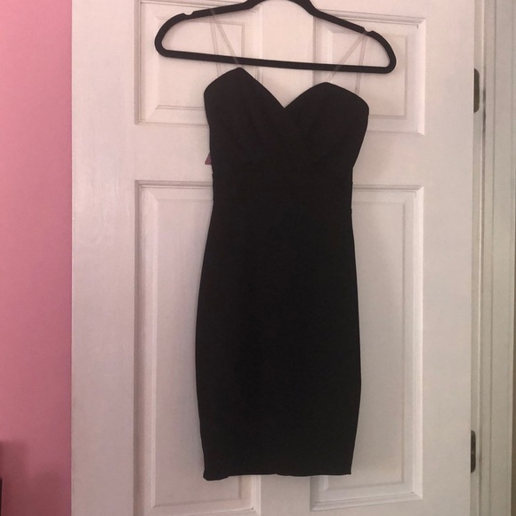Black strapless dress - Picture 2 of 3